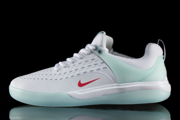 7-24-23-Nike-SB-Nyjah-3-White-