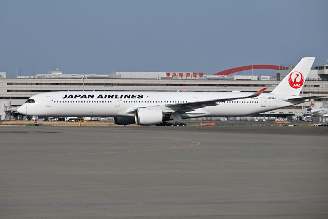 JAL、A350-1000 3号機就航 24年度に8機体制