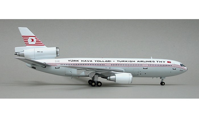 Turkish Airlines THY DC-10-10 TC-JAU 1:200 ezToys - Diecast Models