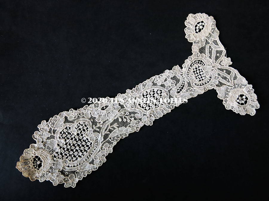 19世紀末 アンティーク ポワンドローズの胸飾り ニードルレース