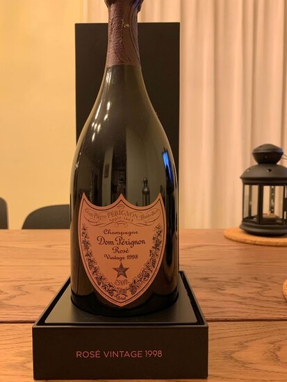 1998 Dom Perignon Vintage - Champagne Rosé - 1 Bottle (0.75L) in Italy