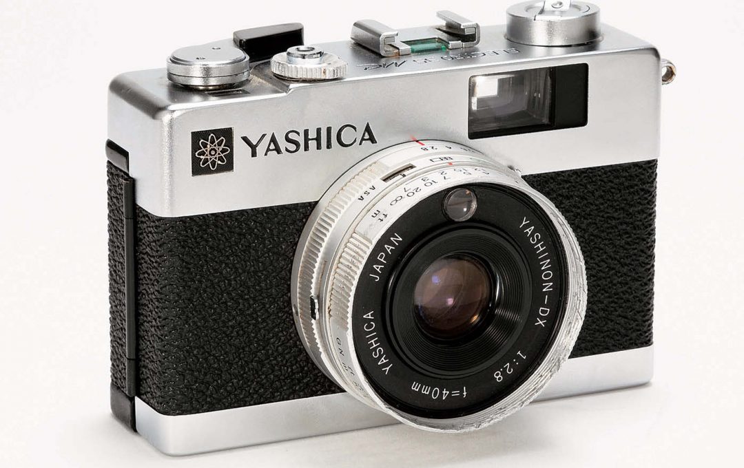 YASHICA ELECTRO 35 MC」かわいくて肌身離さず持ち歩きたいコンパクト