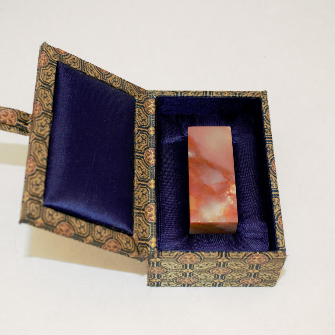 高級篆刻印材 『昌化石印材』 錦箱入り s16-10-0002 | 創業寛文12年