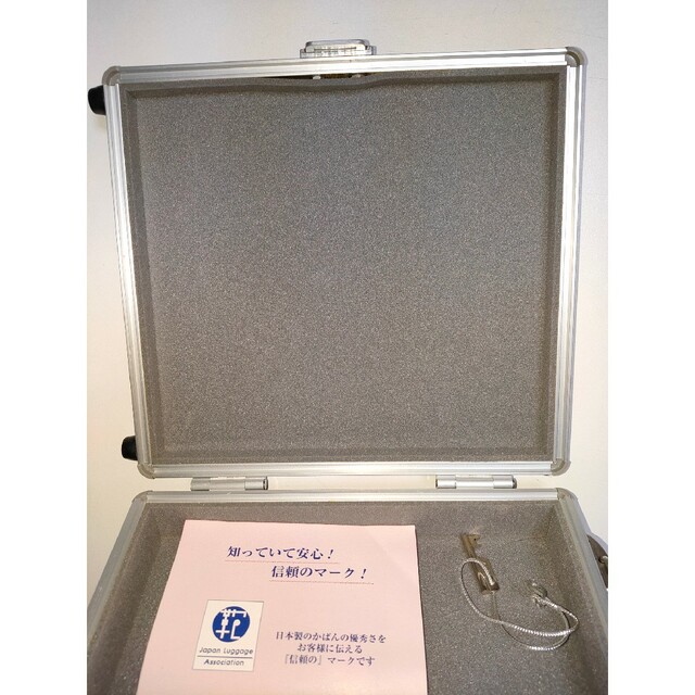 金庫（特殊金庫,サイズ小）銀行の貸金庫の中に入れる金庫の通販 by