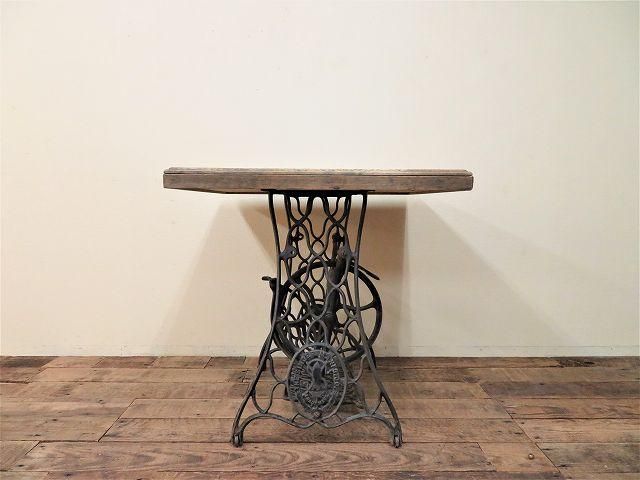 mimosa様専用です。 ミシン台 SINGER アンティーク テーブル仕立て