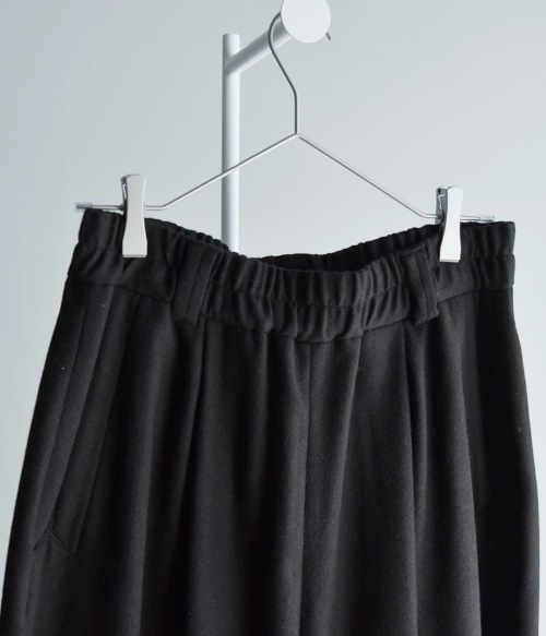 atelier naruse(アトリエナルセ)ウール フラノ ガウチョ パンツ f05102