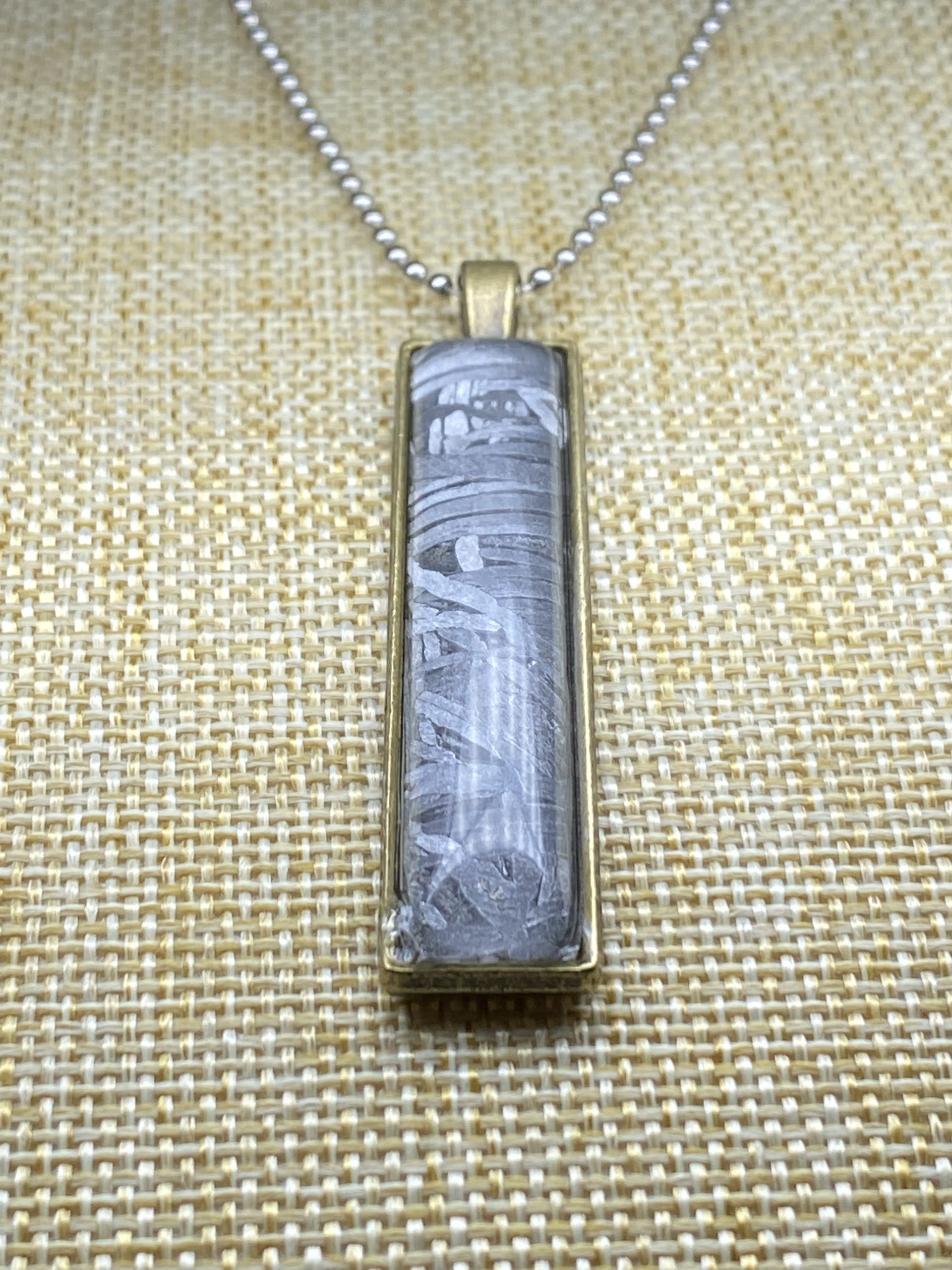 アルタイ隕石 隕石 鉄隕石 メテオライト ナチュラル 原石 重さ約944g