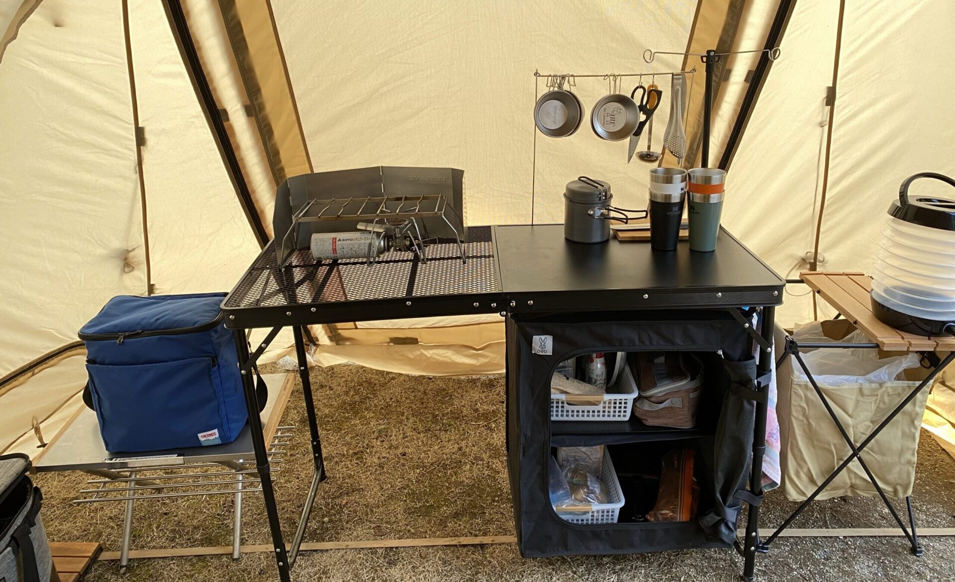 DOD(ディーオーディー) クッキングキング 耐熱メッシュ 収納棚付き