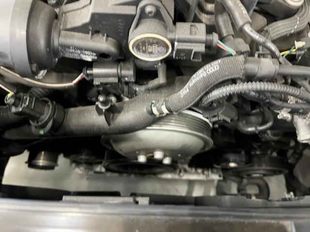 ｱｳﾃﾞｨ A6ｱﾊﾞﾝﾄ 冷却水漏れ ｳｫｰﾀｰﾎﾟﾝﾌﾟ交換 ｻｰﾓｽﾀｯﾄ交換 三重県 四日市