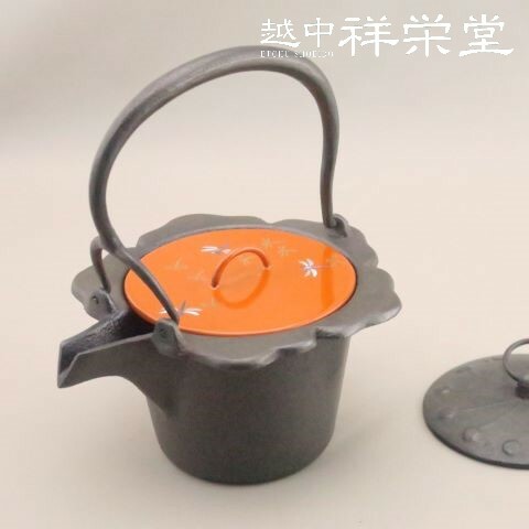 楽天市場】【日本製】喜多庄兵衛作 高岡 鉄製 燗鍋 市松 蓋二枚付（黒