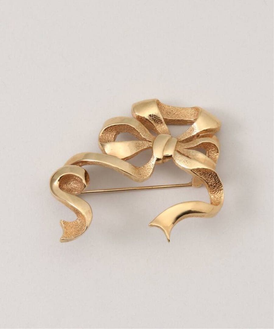 u*i様 Christian Dior ヴィンテージ リボンブローチ u*i様 Christian Dior ヴィンテージ リボンブローチ