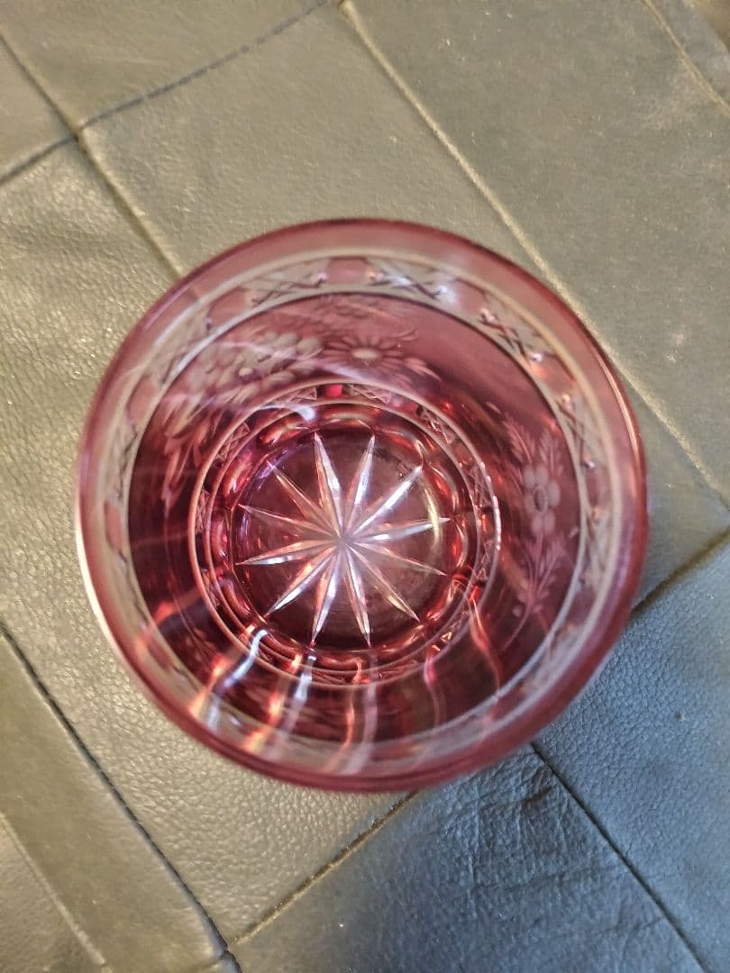 s*s様 赤色花模様のマイセンタンブラークリスタル s*s様 赤色