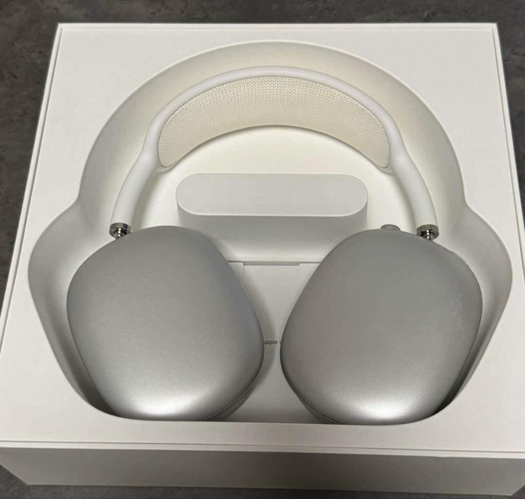 Apple AirPods Max シルバー カバーケース付き 超美品 つや感 AirPodsMax ケース シルバー エアーポッズ マックスカバー