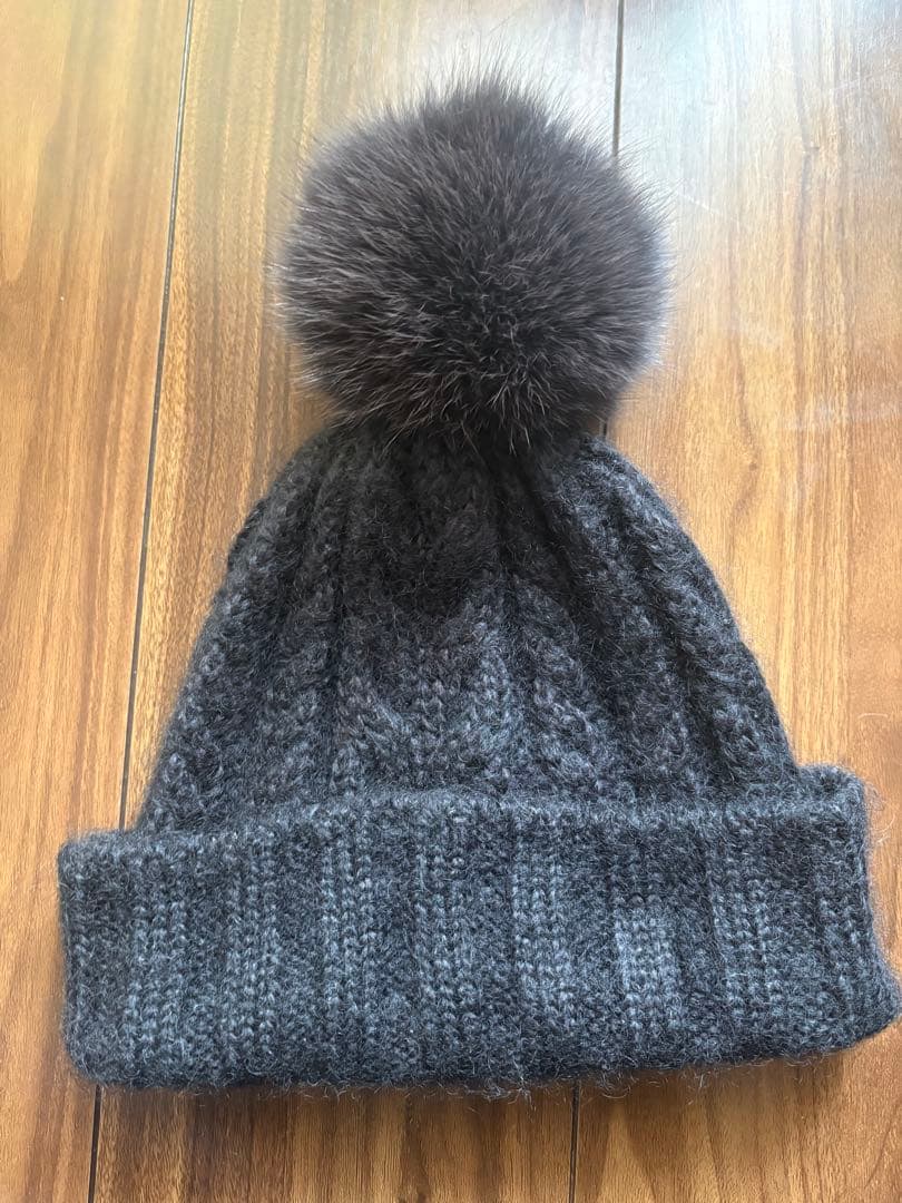 カシラ ニット帽 ファーポンポン付き - メルカリ
