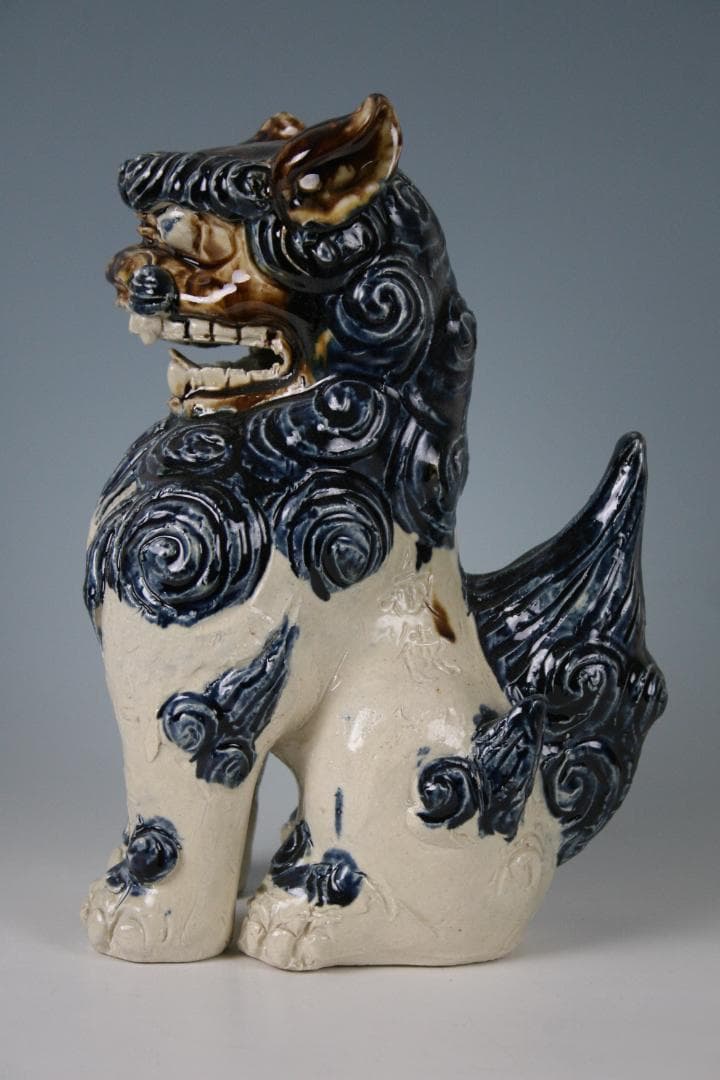 金城敏徳 作　呉須立シーサー（特大）1対