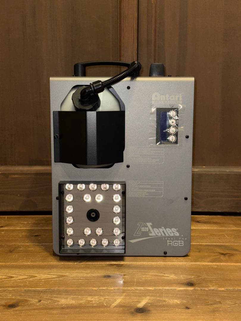 美品　ANTARI ( アンタリ ) Z-1520 RGB フォグマシン Amazon.co.jp: ANTARI (アンタリ) フォグマシン Z-1520 RGB 【国内正規