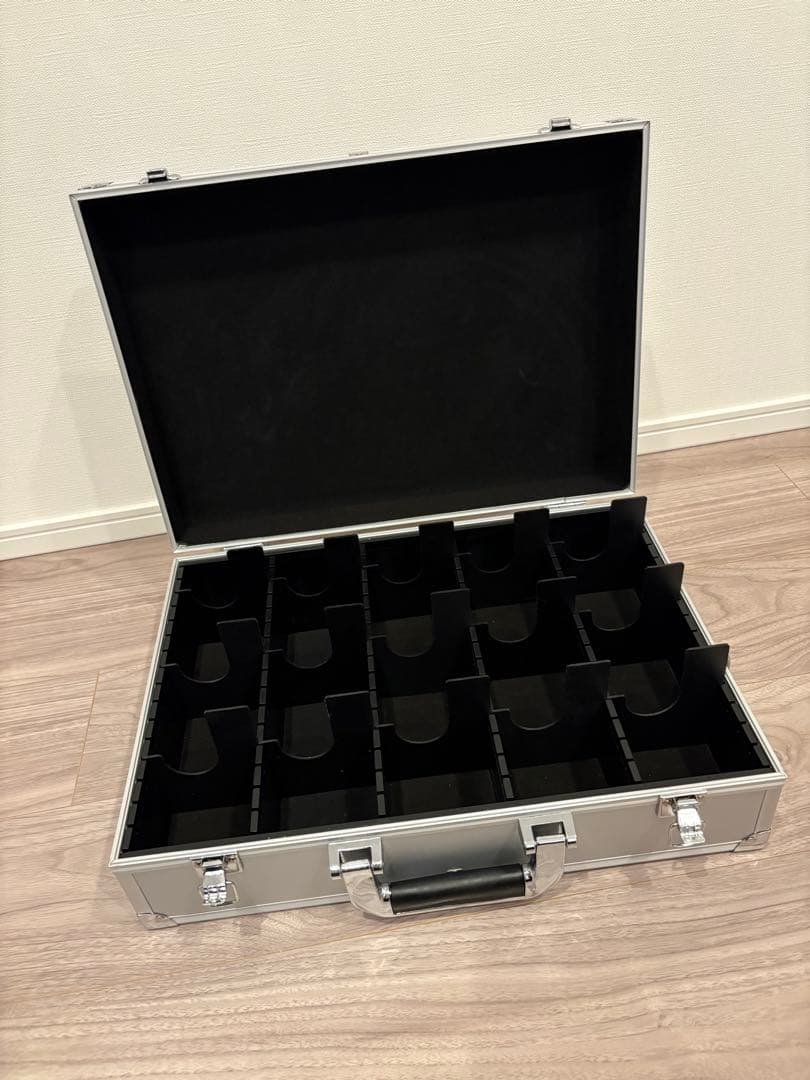 TOYGER CEO Storage アタッシュケース シルバー