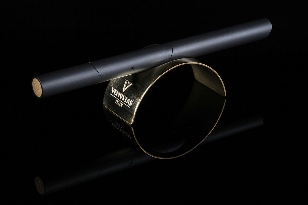 廃盤予告】VENVSTAS MAGNA2.0ピストン カーボン チタンFニブ 廃盤予告