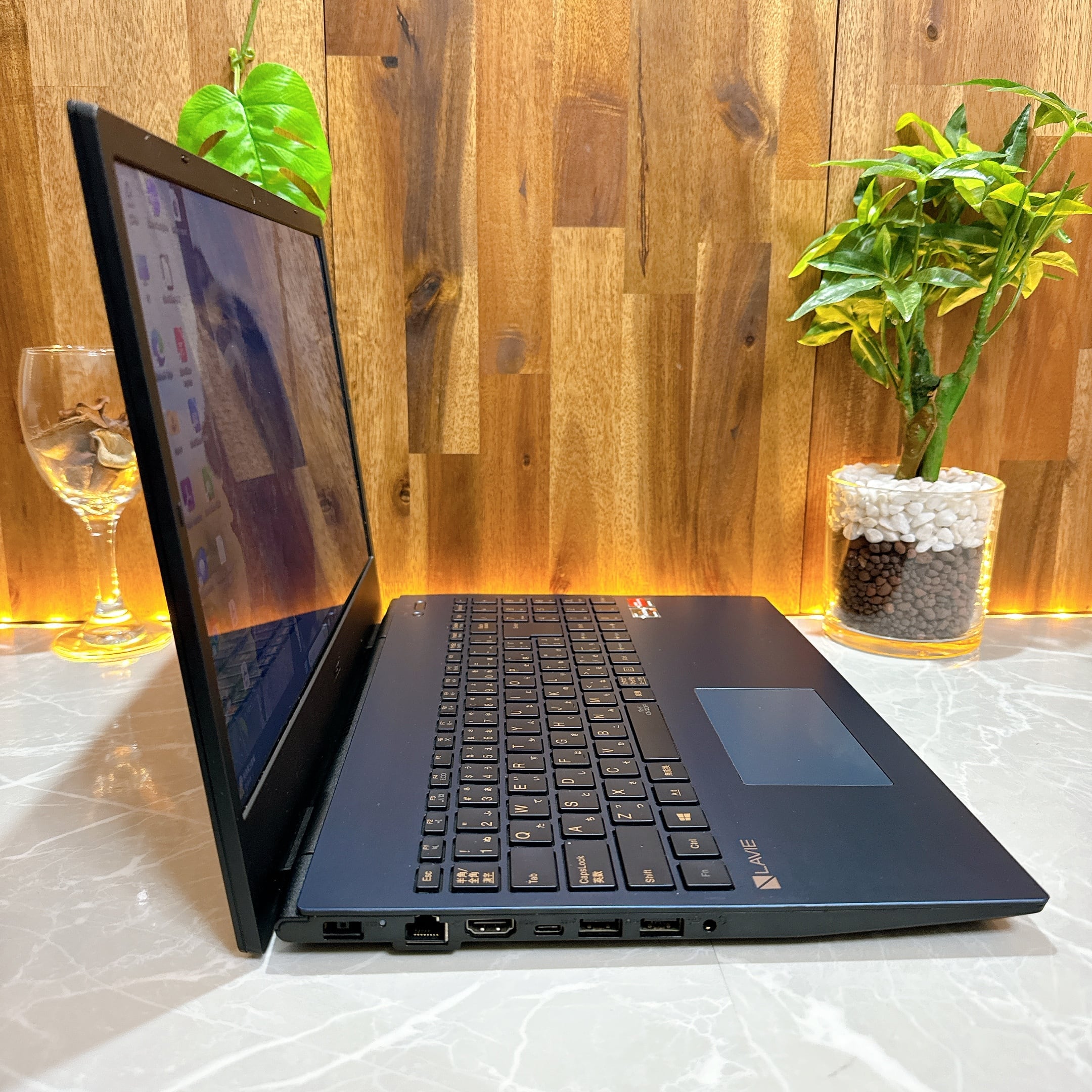 高性能/ NEC LAVIE N15/ Ryzen 7 4700U/SSD256GB/メモリ8GB/人気ノート