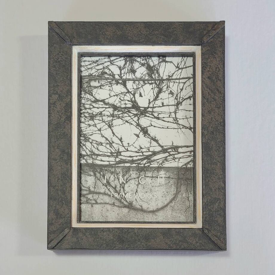 ○INCH FRAME WORKS オリジナルフレーム Industrial [Iron] H（ハガキ