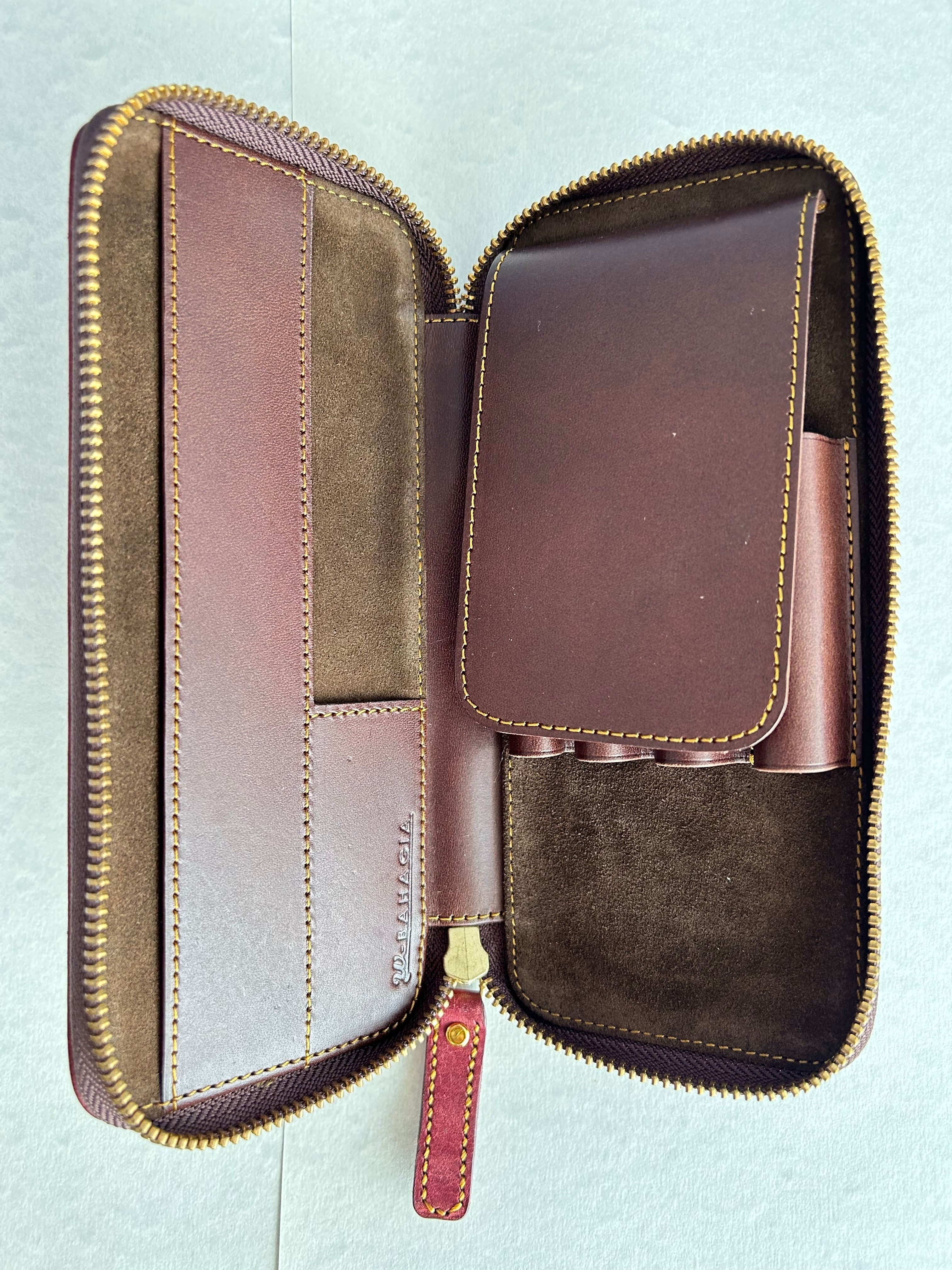 バハギア & クラフト ラウンドジップペンケース (プエブロ革モスト