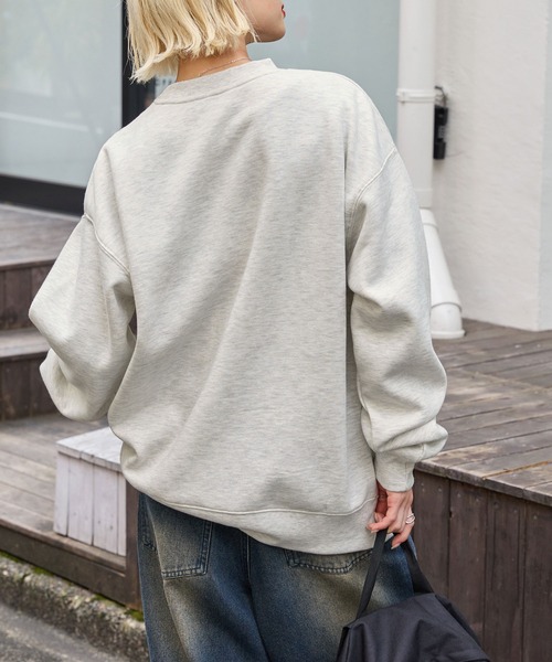 キャットグラフィックオーバーサイズスウェット/GALAXY＆DOUNUTS MONO